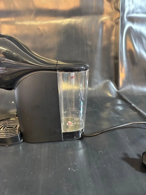 Kapslový kávovar Krups NESCAFÉ Dolce Gusto Genio S Plus KP3408 - Vráceno, použito