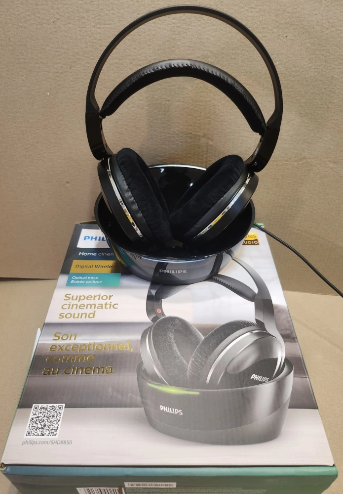 Philips SHD8850/12 černá - vráceno do 14 dnů, jako nová