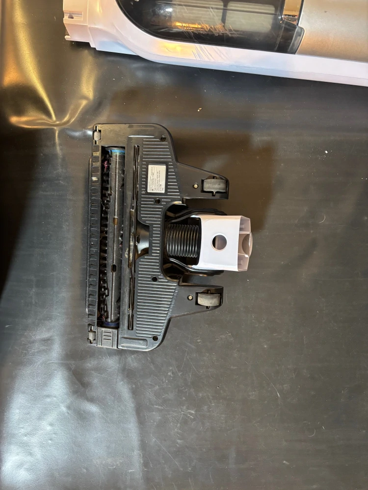 BOSCH BCH3P2301, vráceno - použito