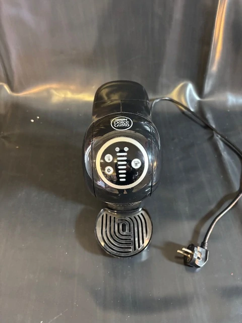 Kapslový kávovar Krups NESCAFÉ Dolce Gusto Genio S Plus KP3408 - Vráceno, použito