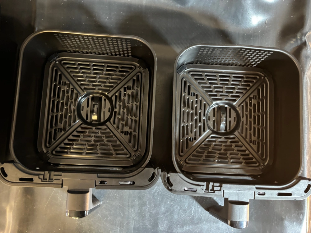 Fritéza horkovzdušná Tesla AirCook DualZone Q670 XXL černá - Vráceno do 14 dnů, použito