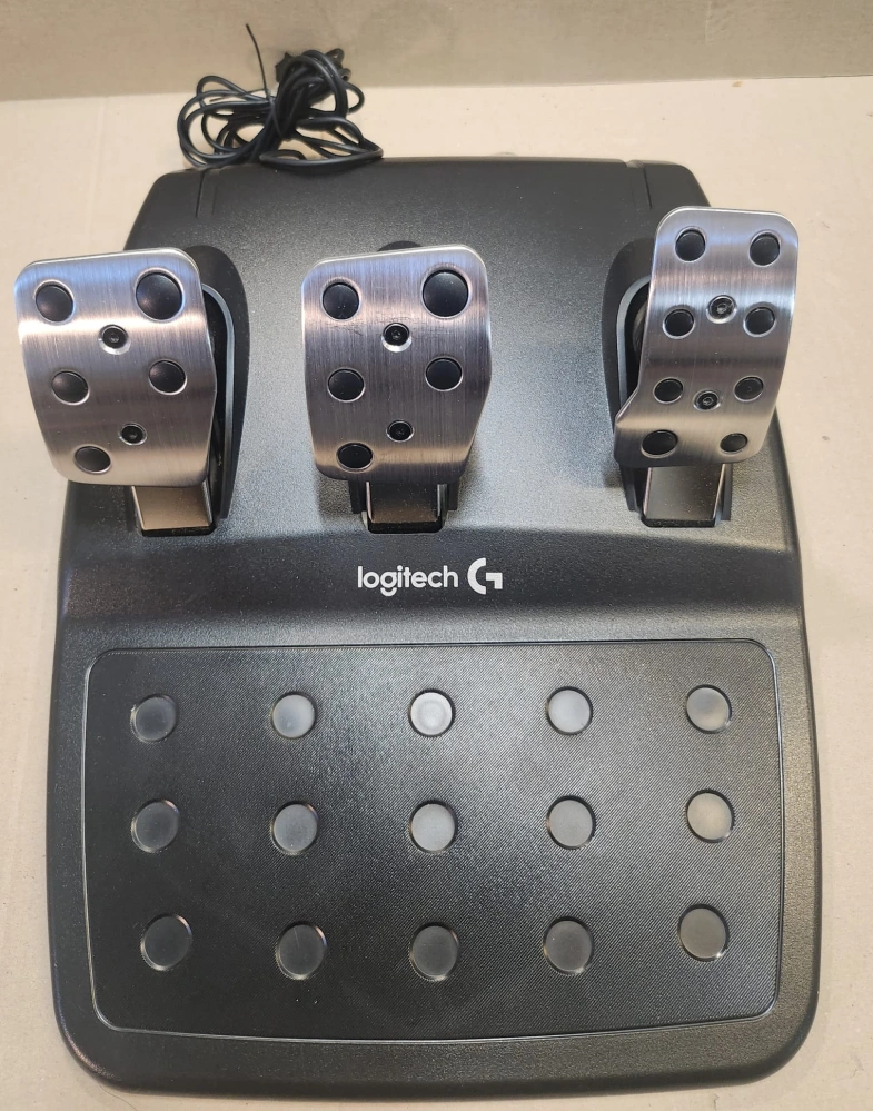 Logitech G29 Driving Force 991-000557 - vráceno, použito