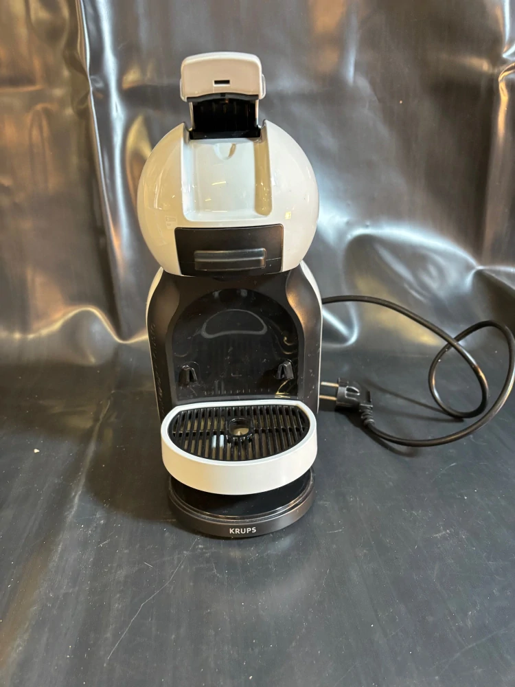 Kapslový kávovar Krups NESCAFÉ Dolce Gusto Mini Me KP123BCE - Vráceno, použito