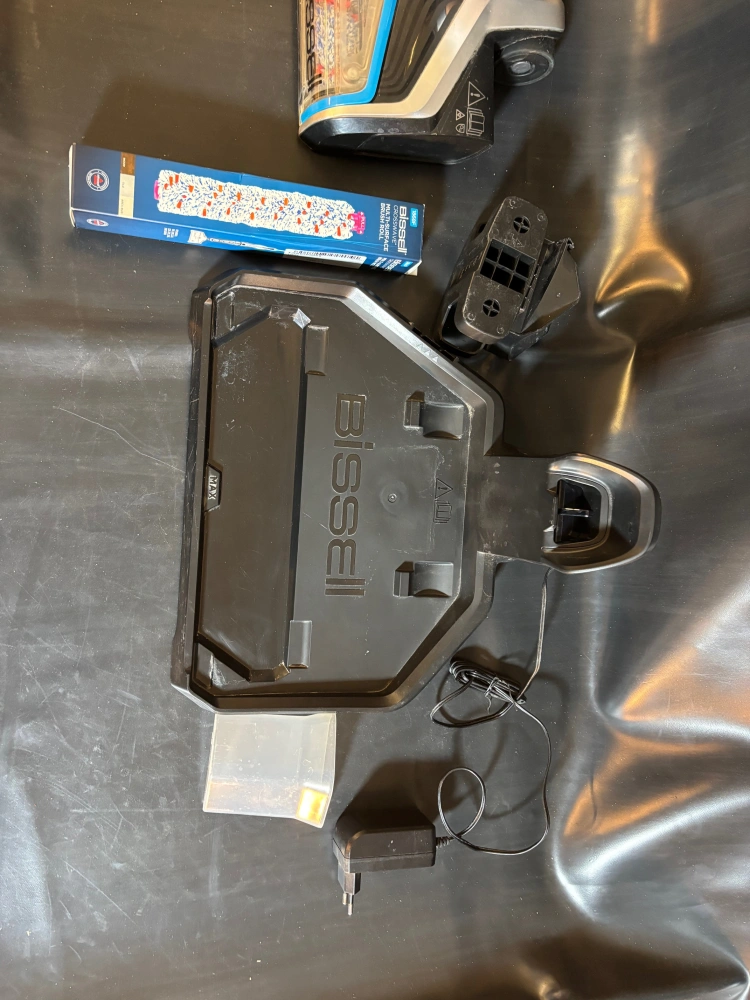Bissell CrossWave Cordless 2582N, vráceno, použito