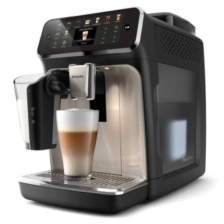 Philips Series 5500 LatteGo EP5547/90, vráceno do 14 dnů, použito